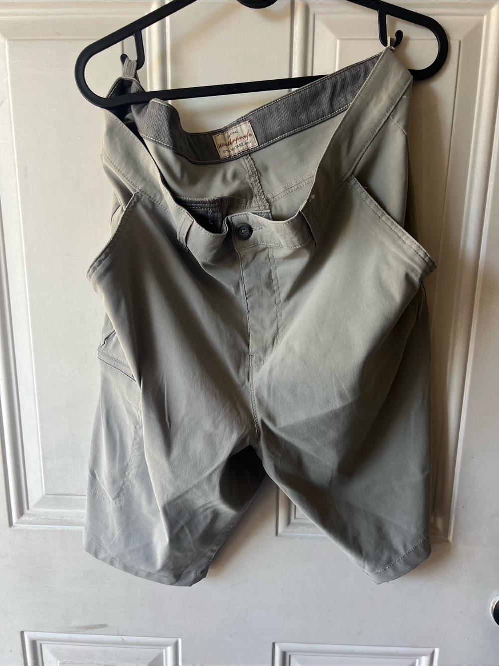 Weatherproof Men's Light Gray Performance Flat-Front Shorts